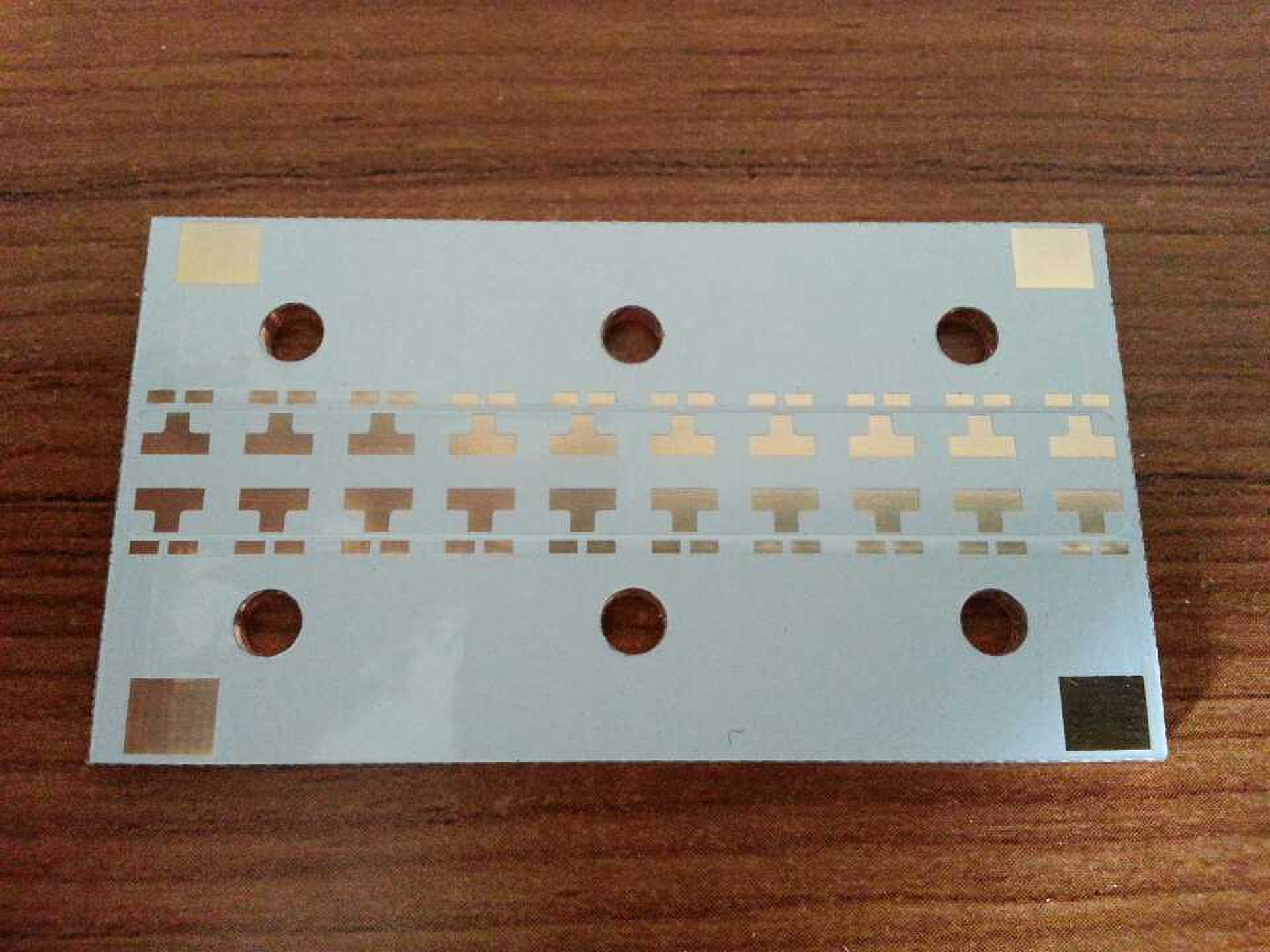 UST40